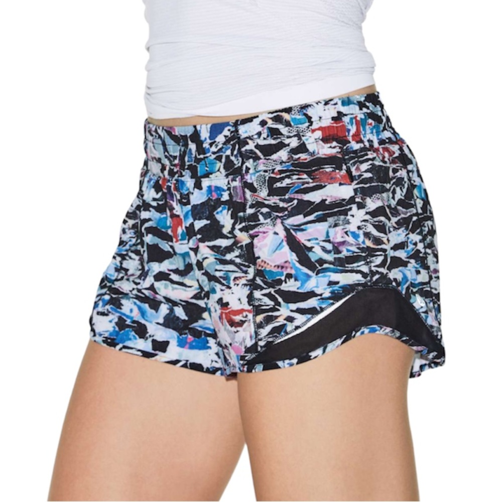 lululemon Multicolor hotty hot 2.5” Shorts